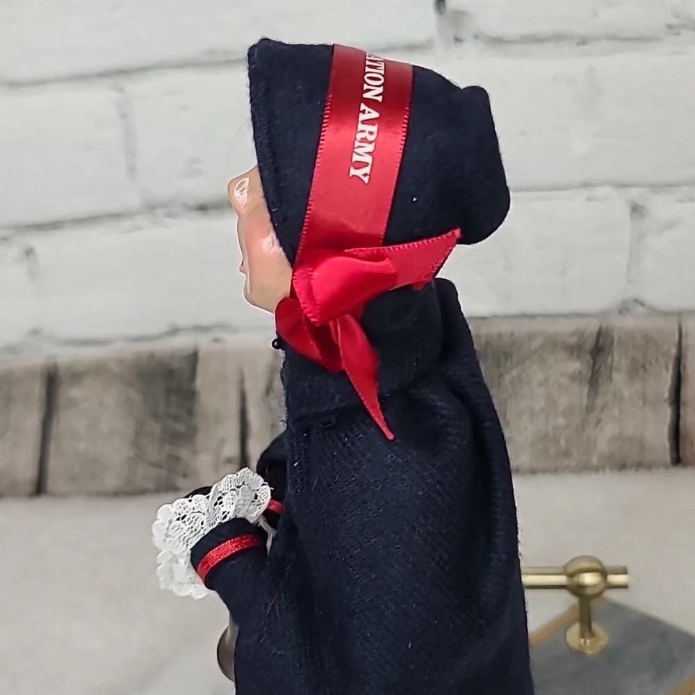 Byers' Choice Caroler Collectible 1993 Salvation Army Lassie with Bell Vintage
